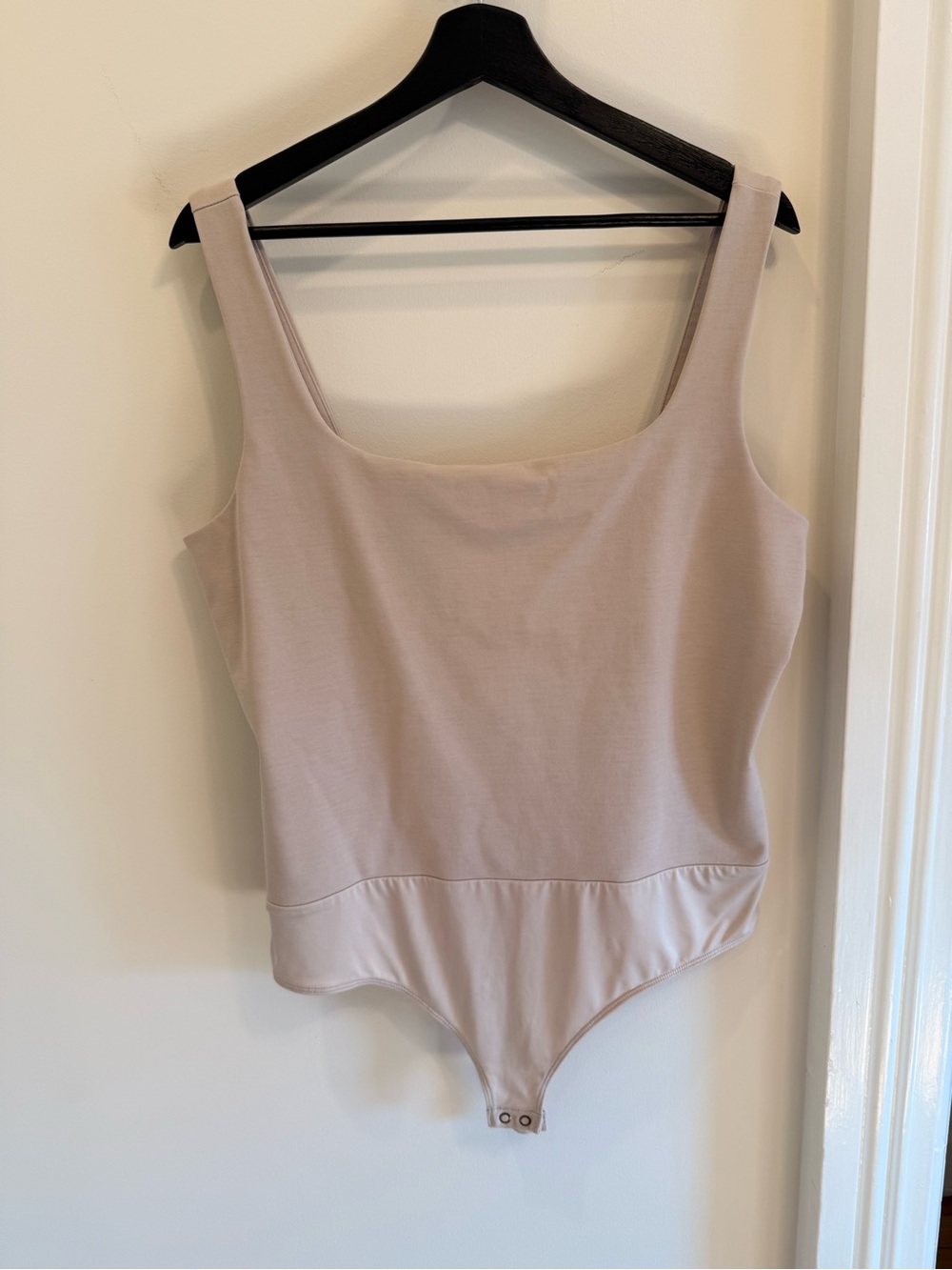 Express Sleeveless Square-Neck Bodysuit in Light Taupe